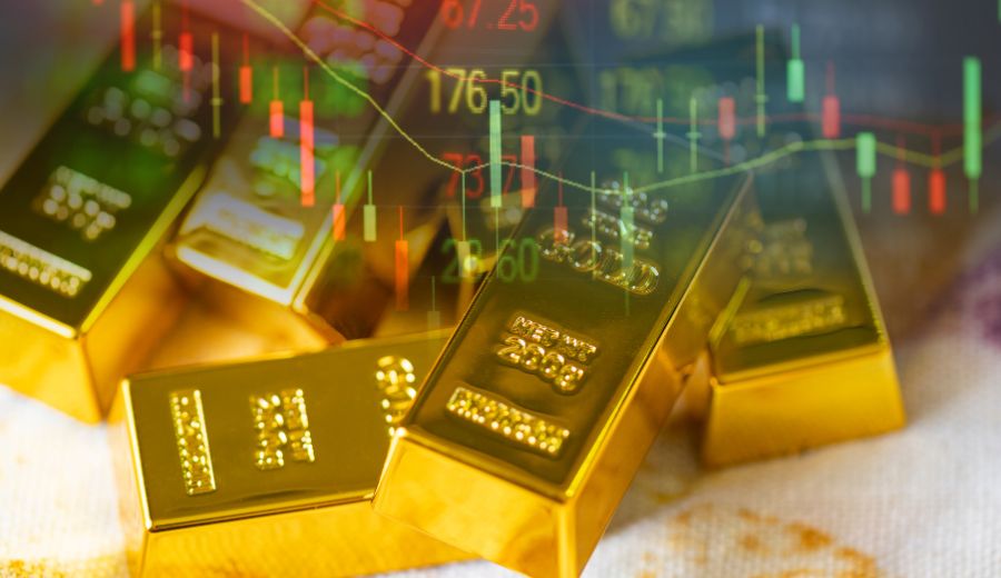 Investing in Gold Versus Stocks Investing in Gold Versus Stocks