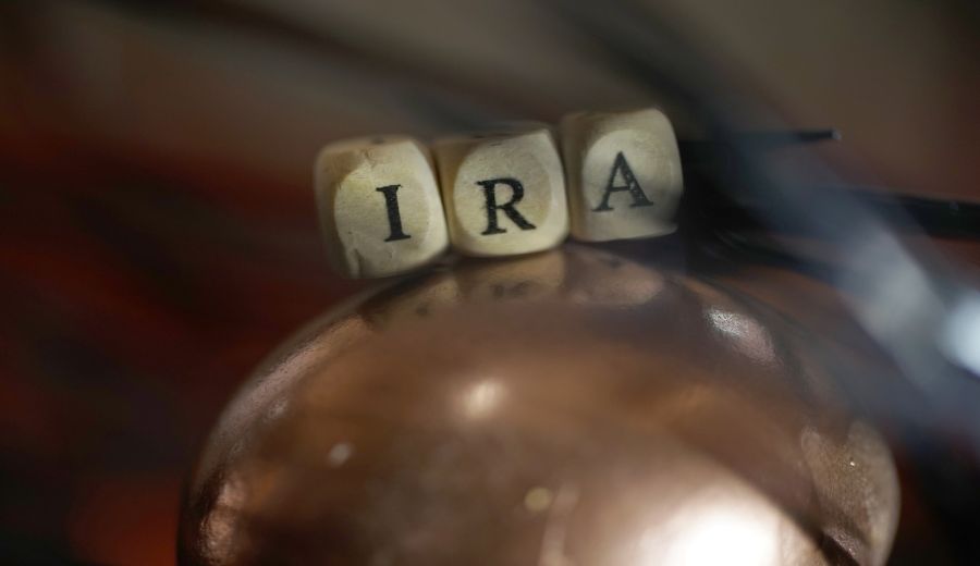 Using Your IRA to Invest in Gold