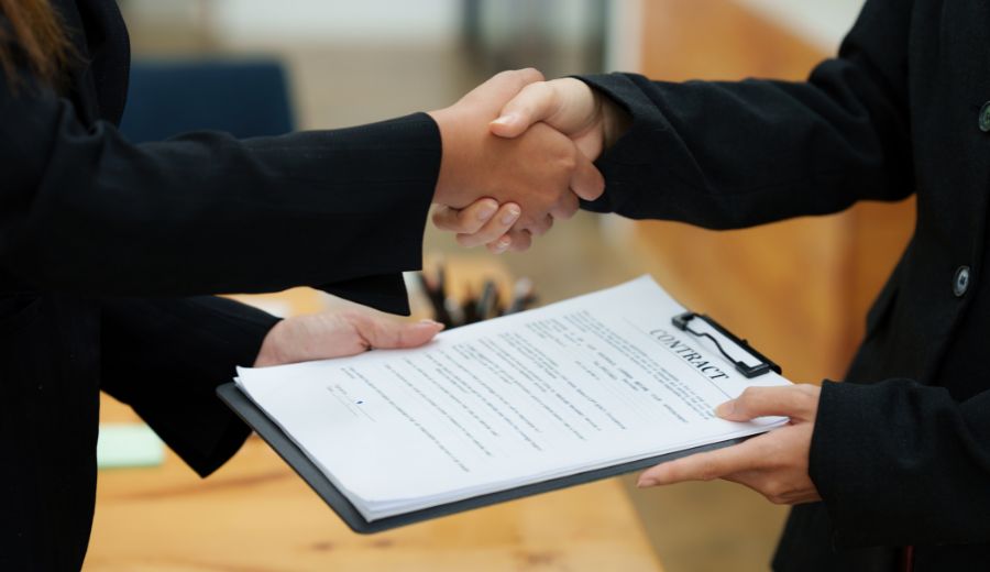 Why Use an IRA Instead of Just Investing? Why Use an IRA Instead of Just Investing?